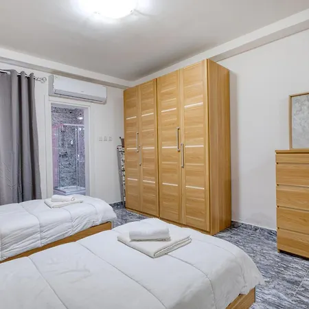 Apartment New! Maisonette In By Sf Homes *